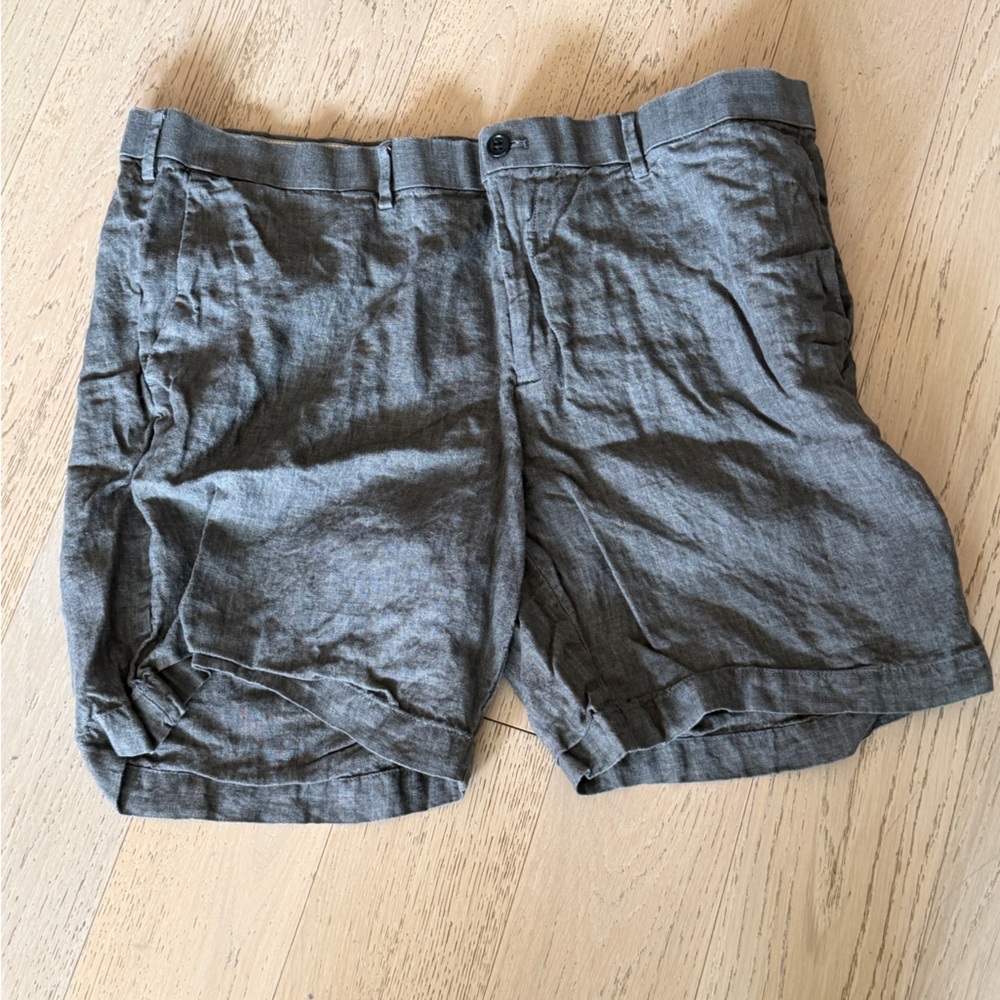 Banana Republic Gray Men's Linen-Blend Flat Front Shorts